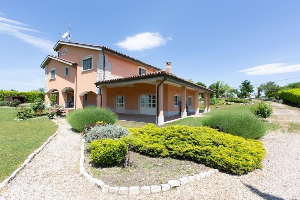 Villa Ruffo Campobasso Exterior photo